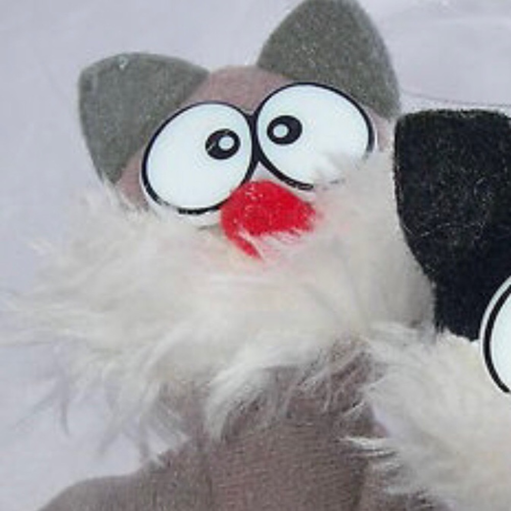 ISO - 8” Applause super paws cat, gray